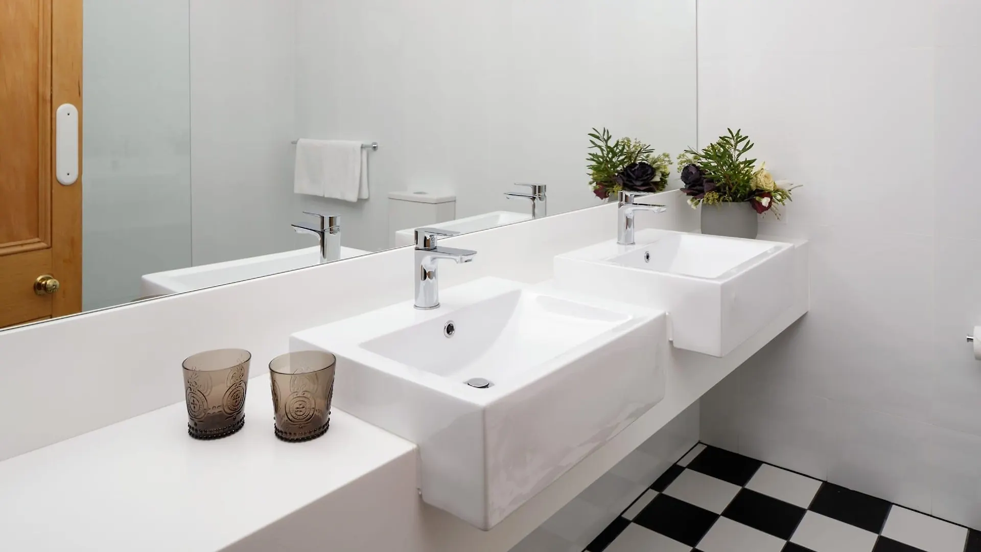 Rydges Hobart Hotel